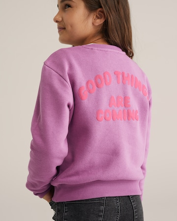 Sweat-shirt WE Fashion en violet : devant