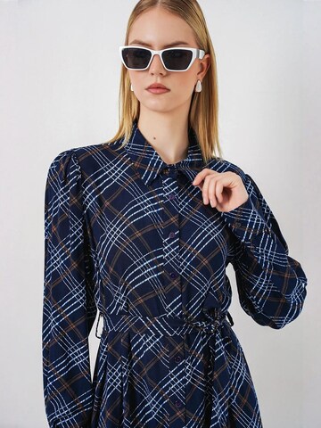 Bigdart Midi Kleid in Blau