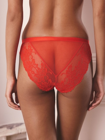 Next - Braga en rojo