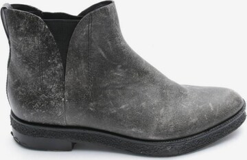 Alexander Wang Dress Boots in 39 in Grey: front