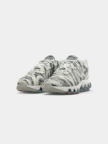 Sneaker bassa 'AIR MAX DN8 PRM' di Nike Sportswear in bianco