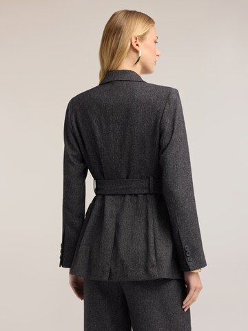 MOTIVI - Blazer en gris