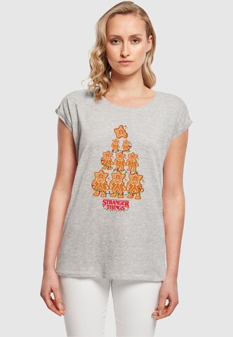 ABSOLUTE CULT Shirt 'Stranger Things - Gingerbread' in Grijs: voorkant