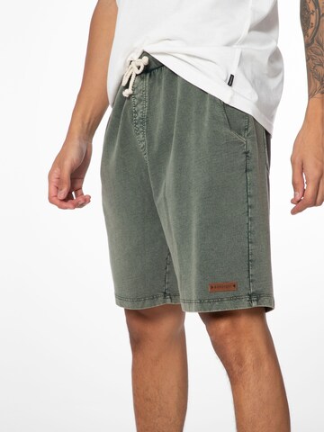 PROTEST Loosefit Broek 'CARVER' in Groen