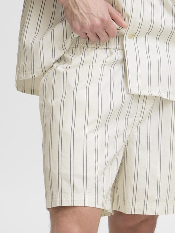 Loosefit Pantalon 'SDAlann' !Solid en blanc