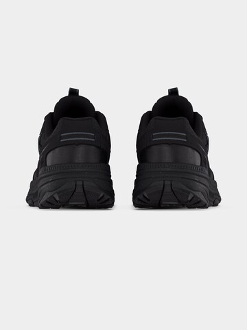 SKECHERS Низкие кроссовки 'GO RUN TRAIL ALTITUDE 2.0' в Черный