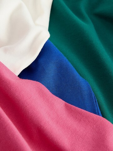 T-Shirt Next en bleu