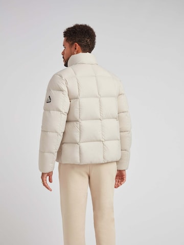 Veste outdoor ' Winter Puffer Rennwagen ' JACK1T en blanc
