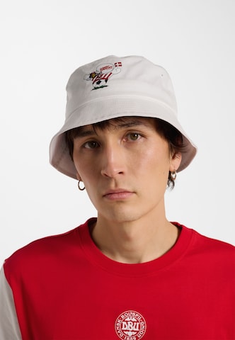 Hummel Sporthoed 'DBU 26 Fan Dynamite' in Wit: voorkant