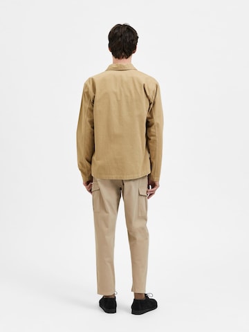 SELECTED HOMME Regular fit Button Up Shirt 'Tony' in Beige