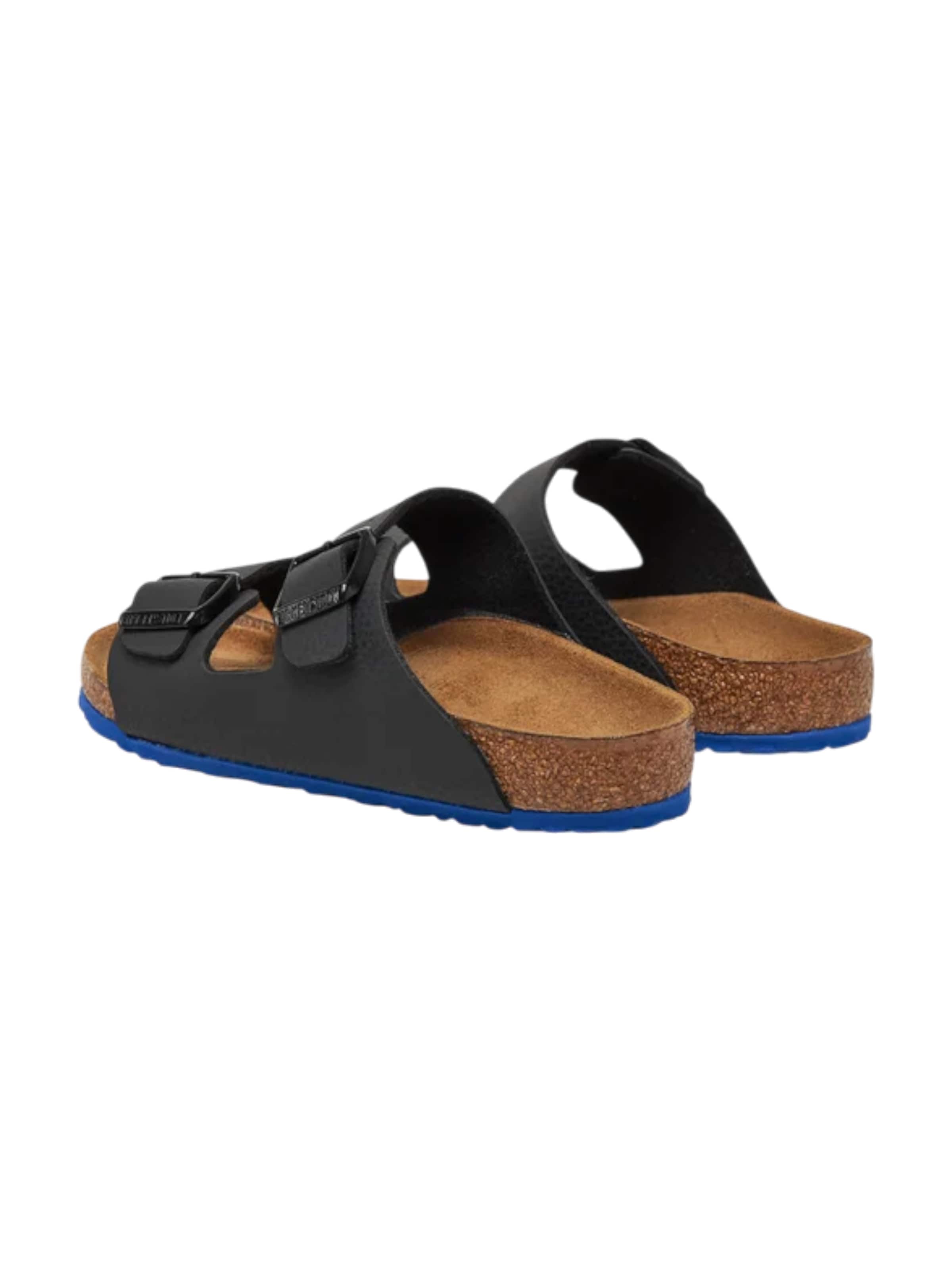 BIRKENSTOCK - Sandalias en negro