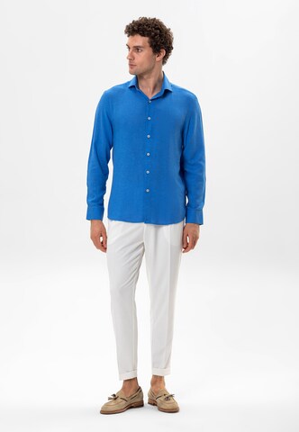 Antioch Regular fit Button Up Shirt in Blue