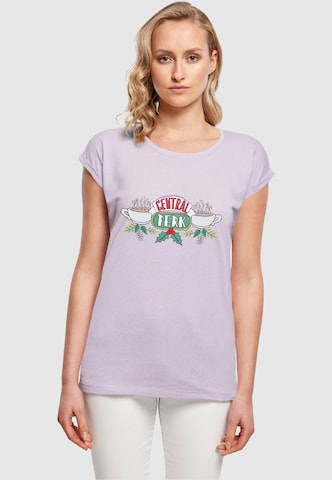 ABSOLUTE CULT Shirt 'Friends - Festive Central Perk' in Lila: voorkant