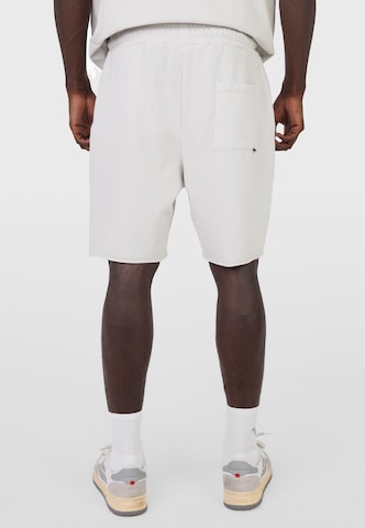 Kleinigkeit - Regular Calças 'Leonardo diKaputtio' em branco