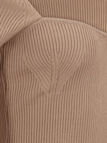 Missguided Petite Sweater in Beige