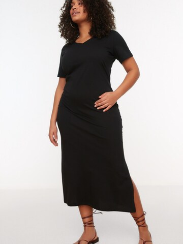 Trendyol Curve Φόρεμα σε μαύρο: μπροστά