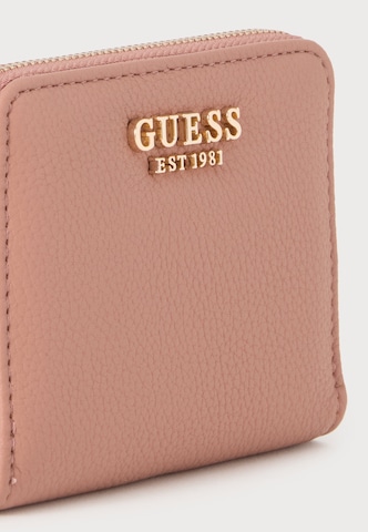 GUESS Peněženka 'MELODY' – pink