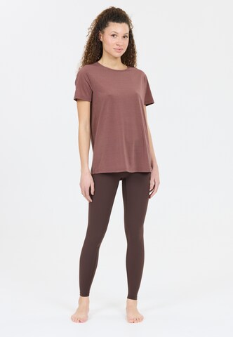 Athlecia Functioneel shirt 'LIZZY' in Bruin