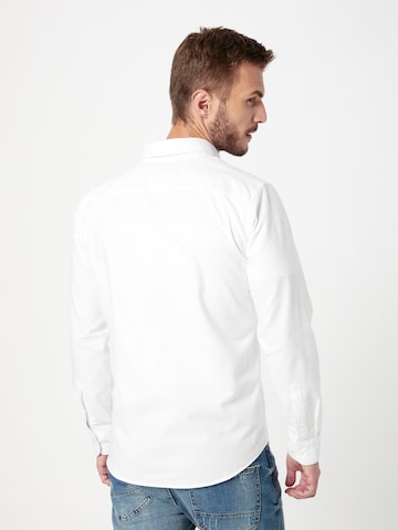 Coupe regular Chemise business Abercrombie & Fitch en blanc