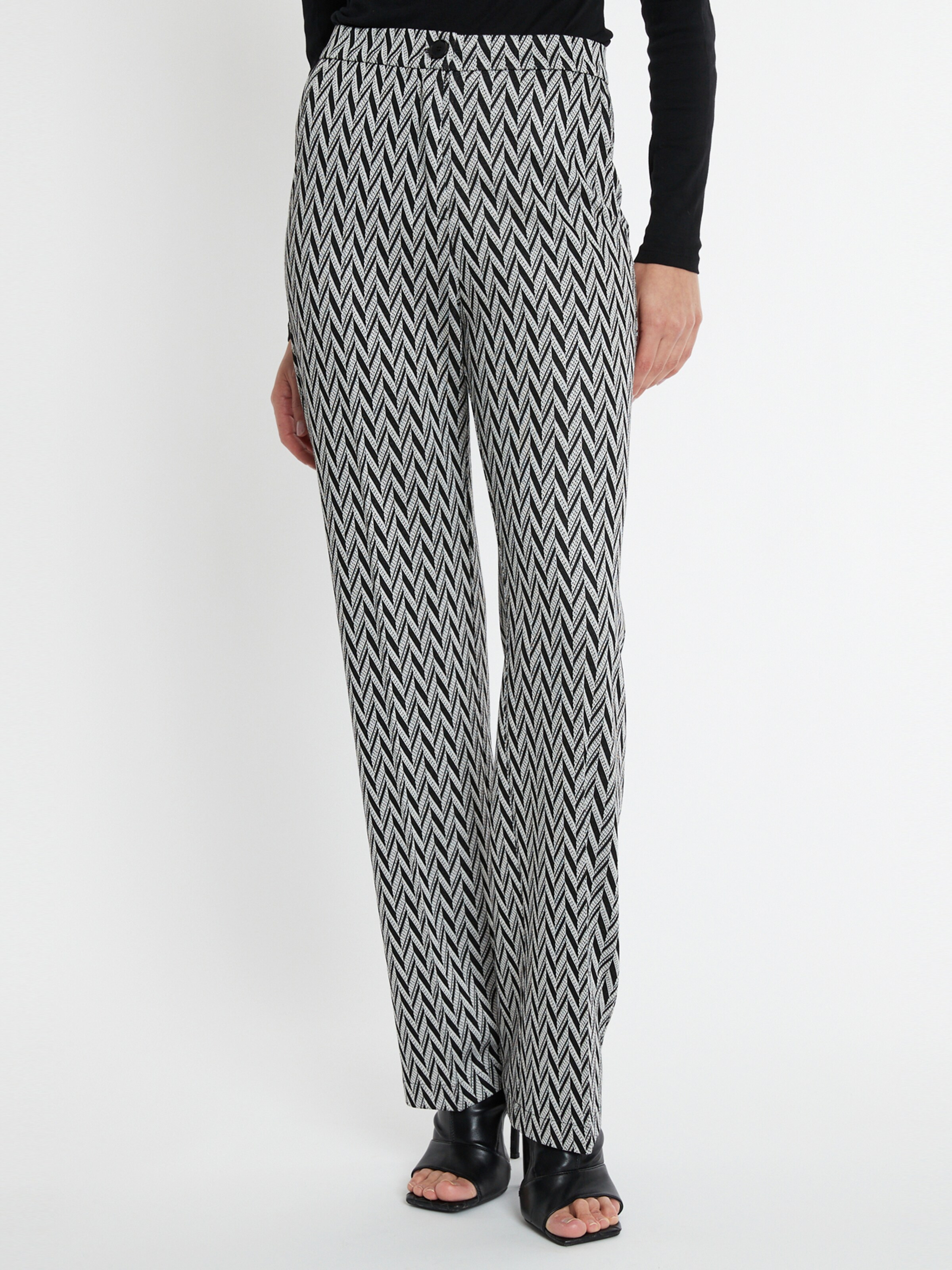 Ana Alcazar Regular Hose in Schwarz: Vorderseite