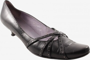 AUDLEY Spitz-Pumps in 38 in Black: front
