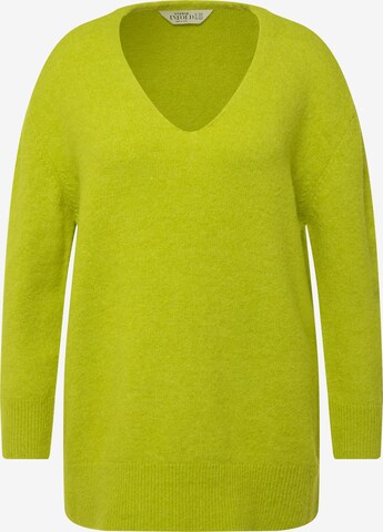 Studio Untold Sweater in Green: front