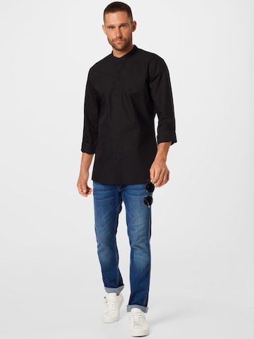 Coupe slim Chemise 'Enrique' HUGO en noir