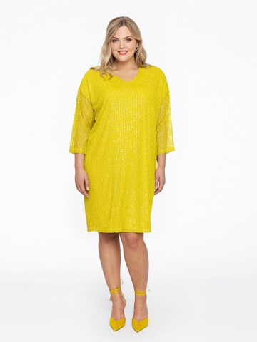 Yoek Dress in Yellow