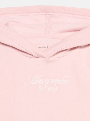 Abercrombie & Fitch Sweatshirt 'ESSENTIAL' i rosa