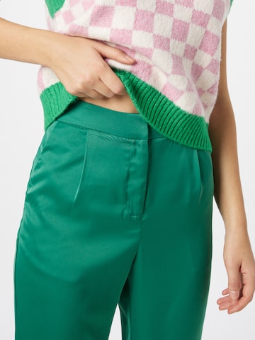 Misspap - regular Pantalón plisado en verde