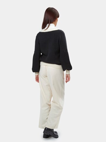 Influencer - Jersey en negro