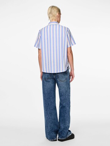 PIECES Blouse 'PCAitlyn' in Blauw