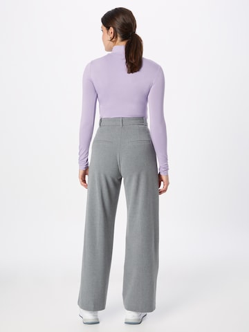 Abercrombie & Fitch Wide leg Pleat-front trousers in Grey