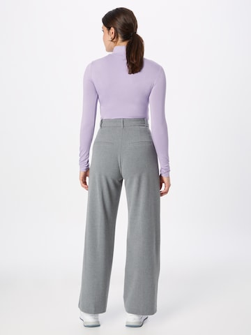 Wide leg Pantaloni con pieghe di Abercrombie & Fitch in grigio