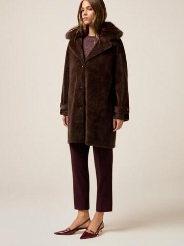 Cappotto invernale di oltre in marrone