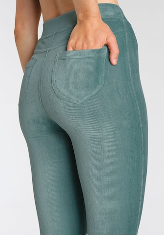 LASCANA Skinny Leggings in Green