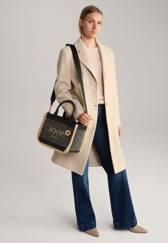 Sacs à main 'Calduccio Yvette' JOOP! Jeans en gris