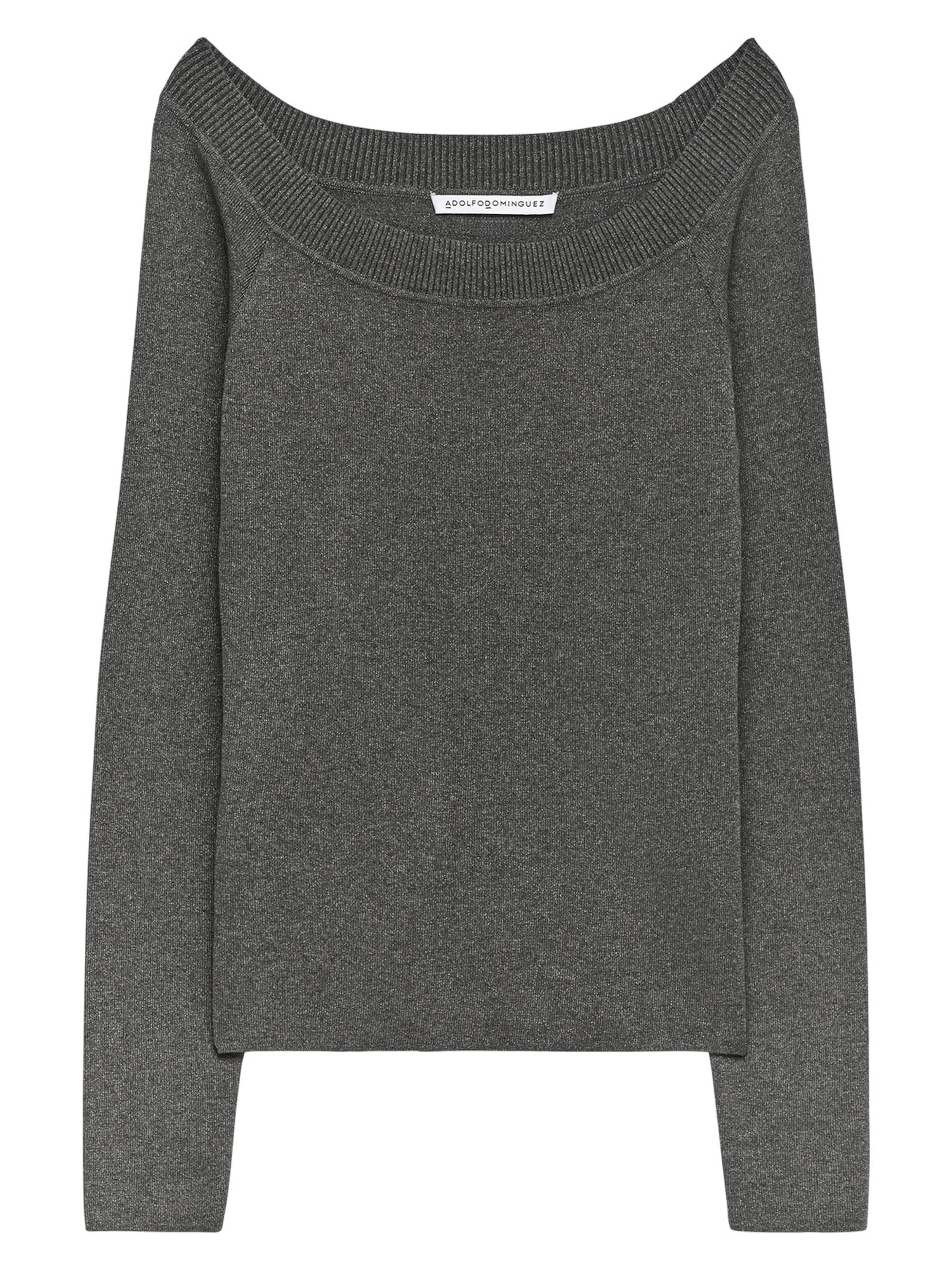 Adolfo Dominguez Kampsun hall, Tootevaade