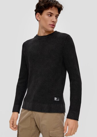 Pull-over QS en noir : devant