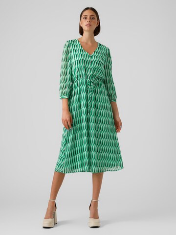 VERO MODA - Vestido camisero 'Pomy' en verde