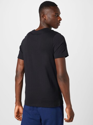 Nike Sportswear T-Shirt in Schwarz