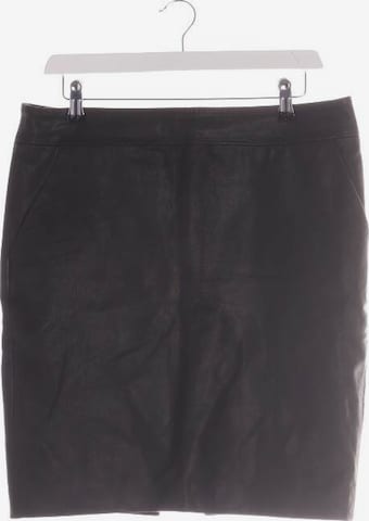 SET Skirt in M in Black: front