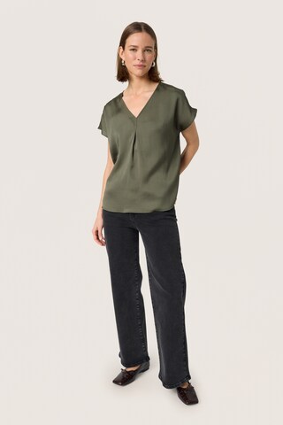 SOAKED IN LUXURY Bluse 'Loana' in Grün