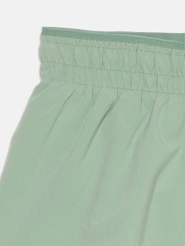 NIKE Regular Sportbyxa i grön