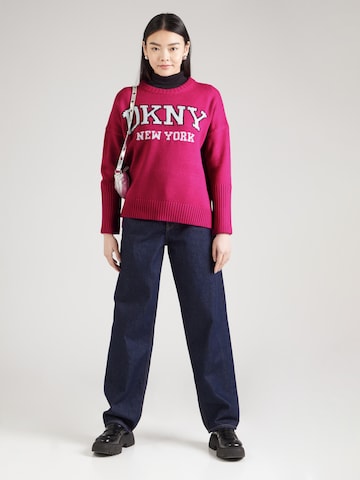 Pulover de la DKNY pe roz