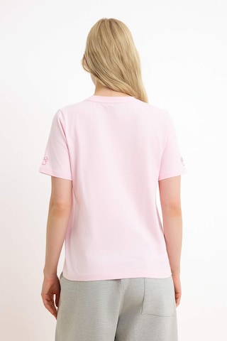 Trendyol Shirt in Pink