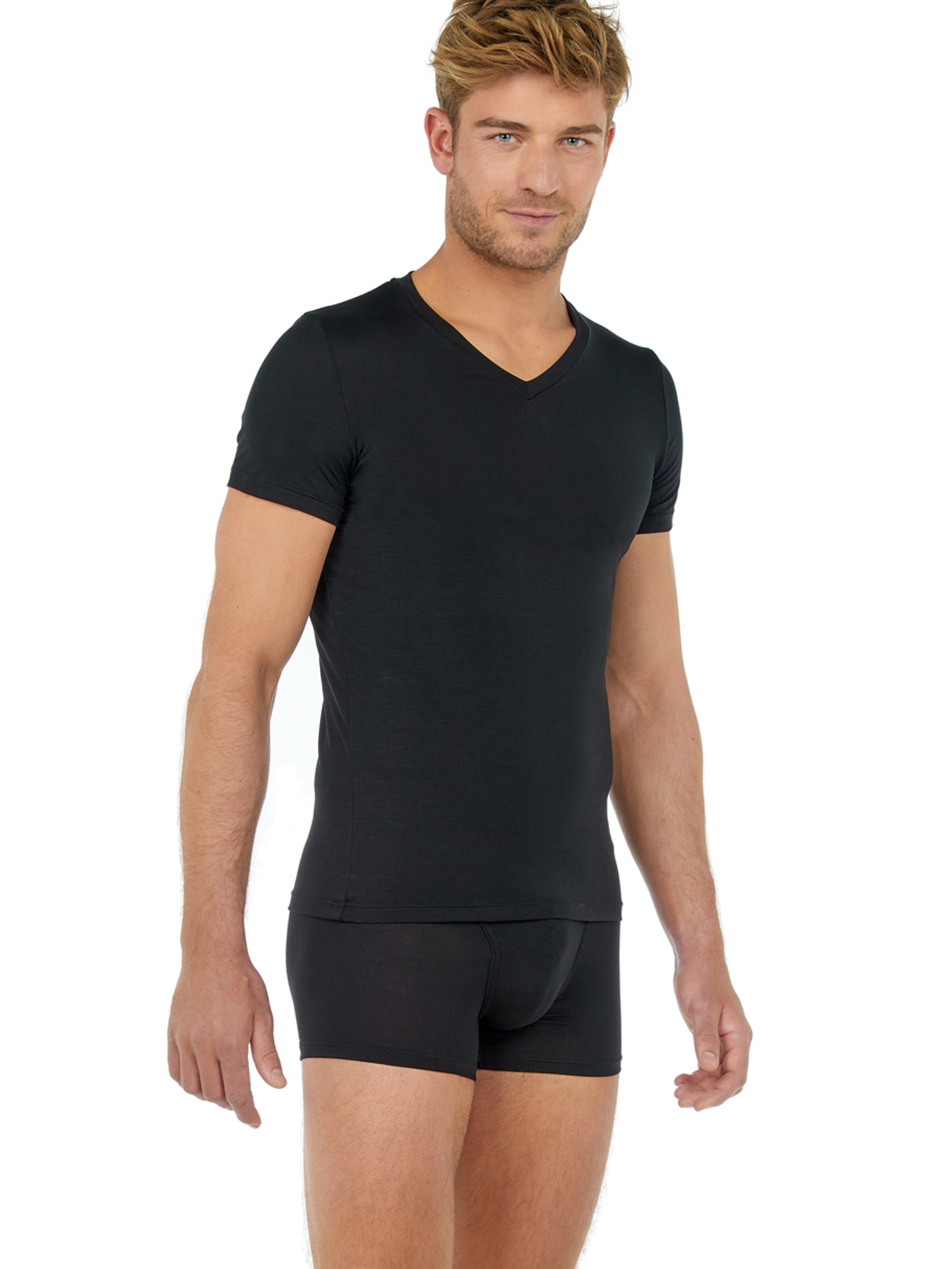 T-Shirt HOM en noir : devant