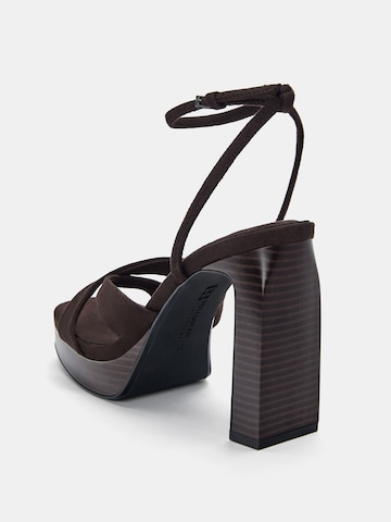 Sandalo con cinturino di Pull&Bear in marrone