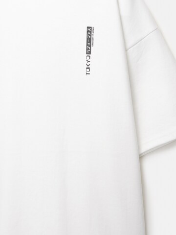 Pull&Bear Shirt in White