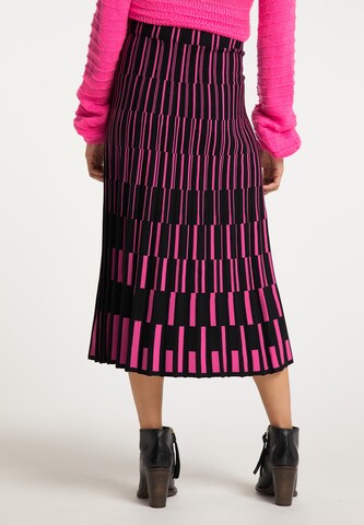 IZIA Skirt in Pink